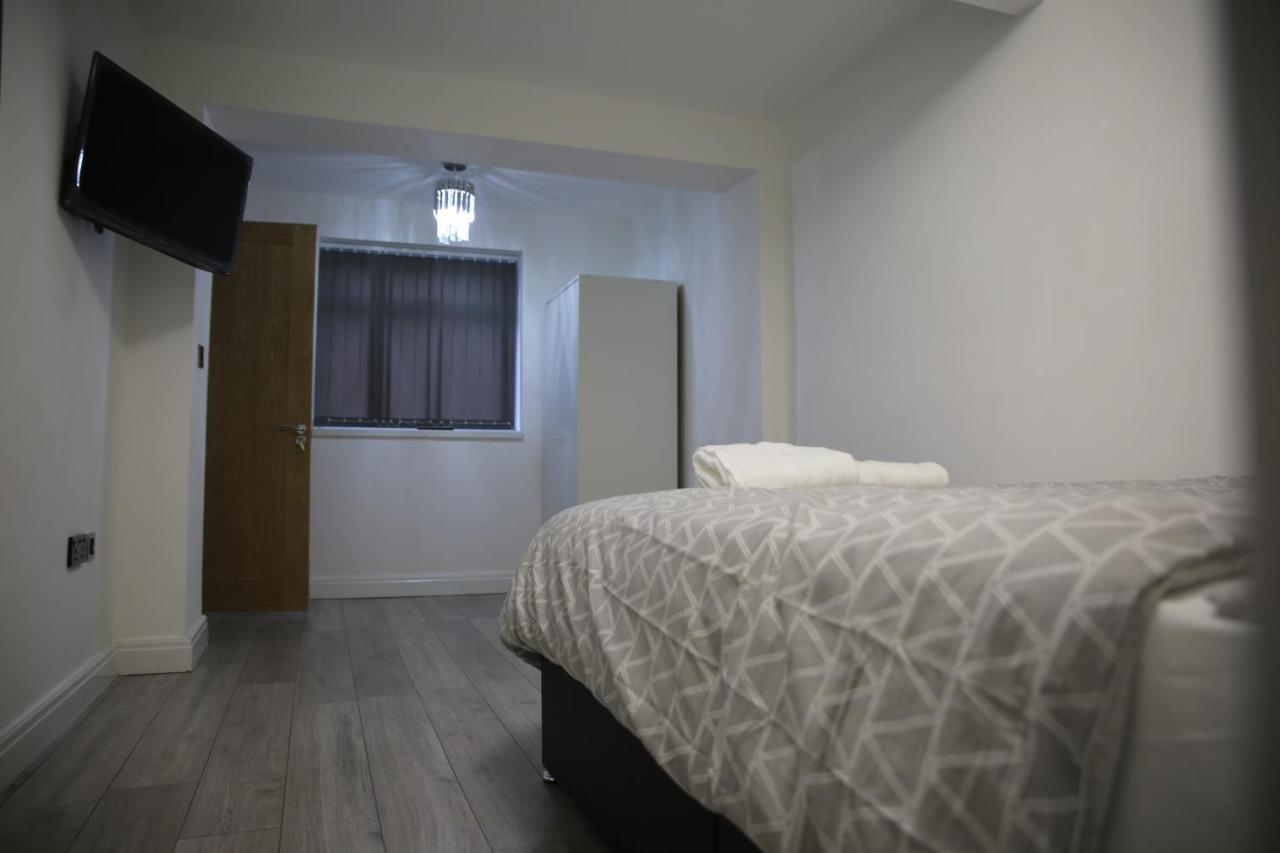 Гостевой дом Rostron House Манчестер