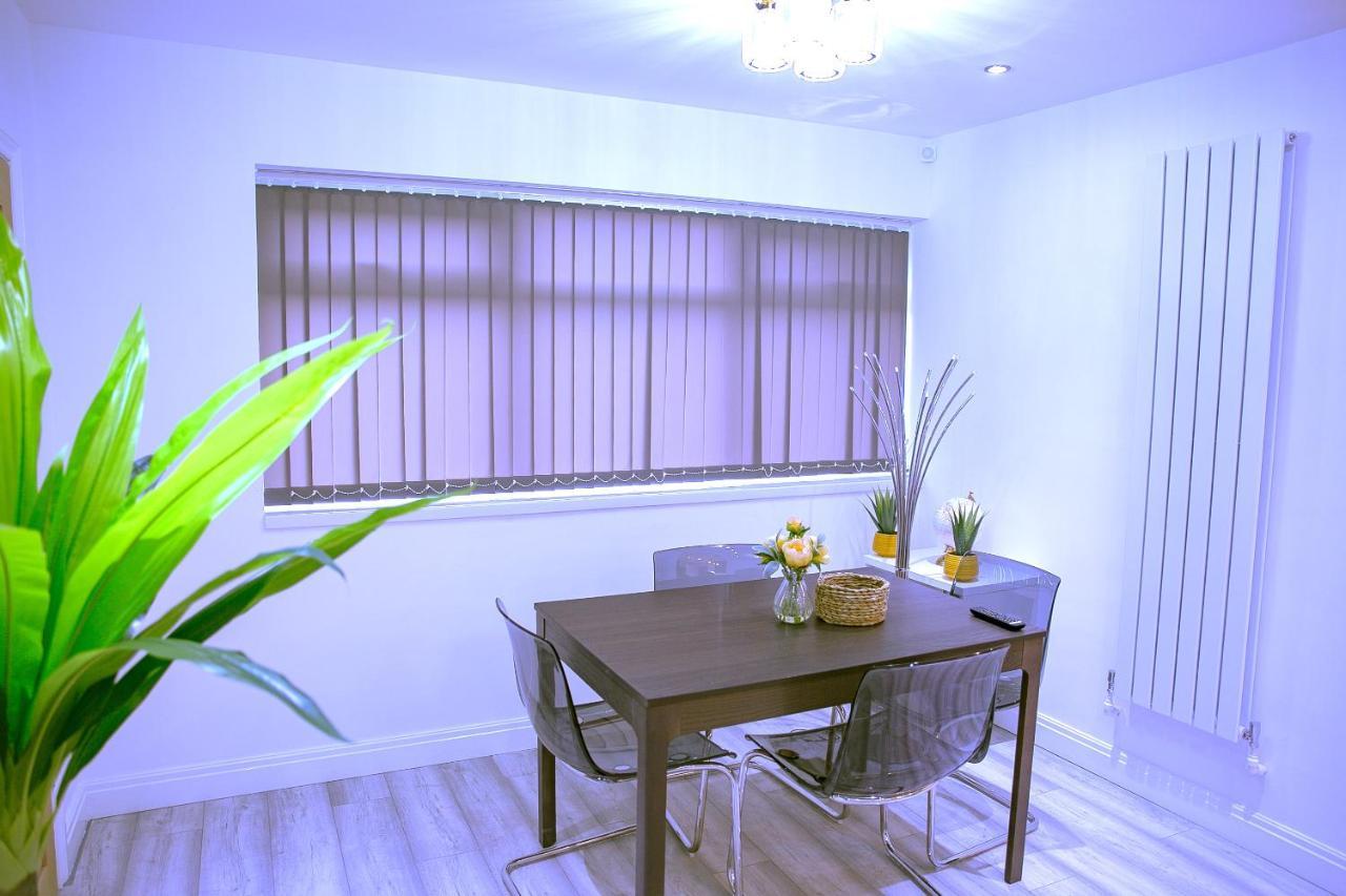 Rostron House Гостевой дом Манчестер