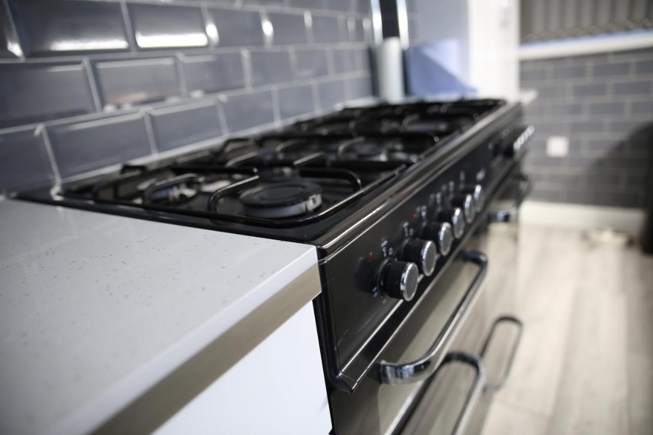 Rostron House Гостевой дом Манчестер