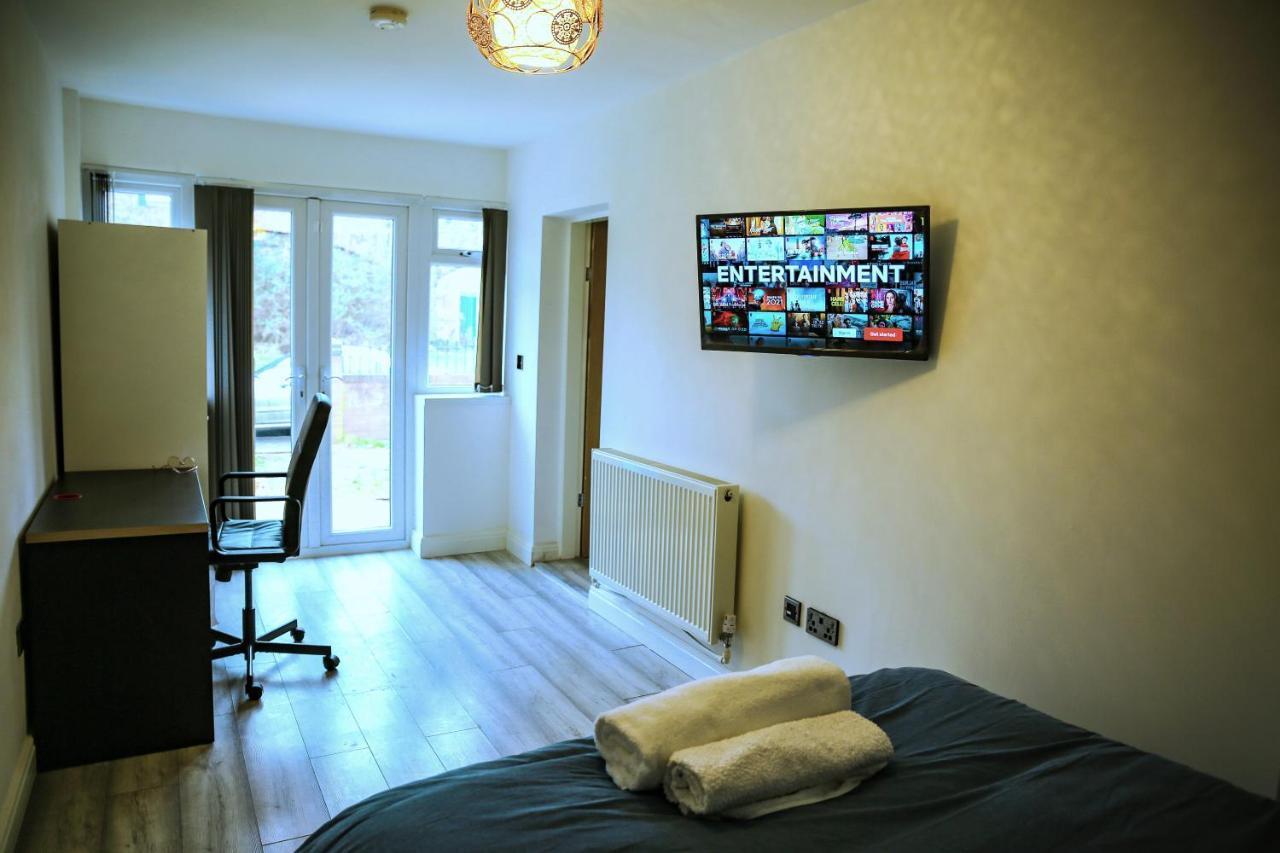 Гостевой дом Rostron House *